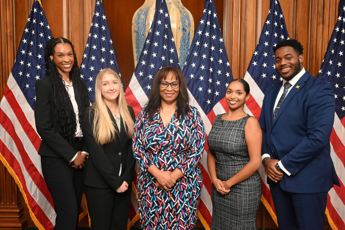 JB with Summer Interns 