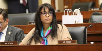 Congresswoman Janelle Bynum sits in Financial Services Committee